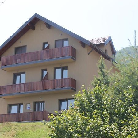 Отель House Stefanac Селиште-Дрежничко Экстерьер фото