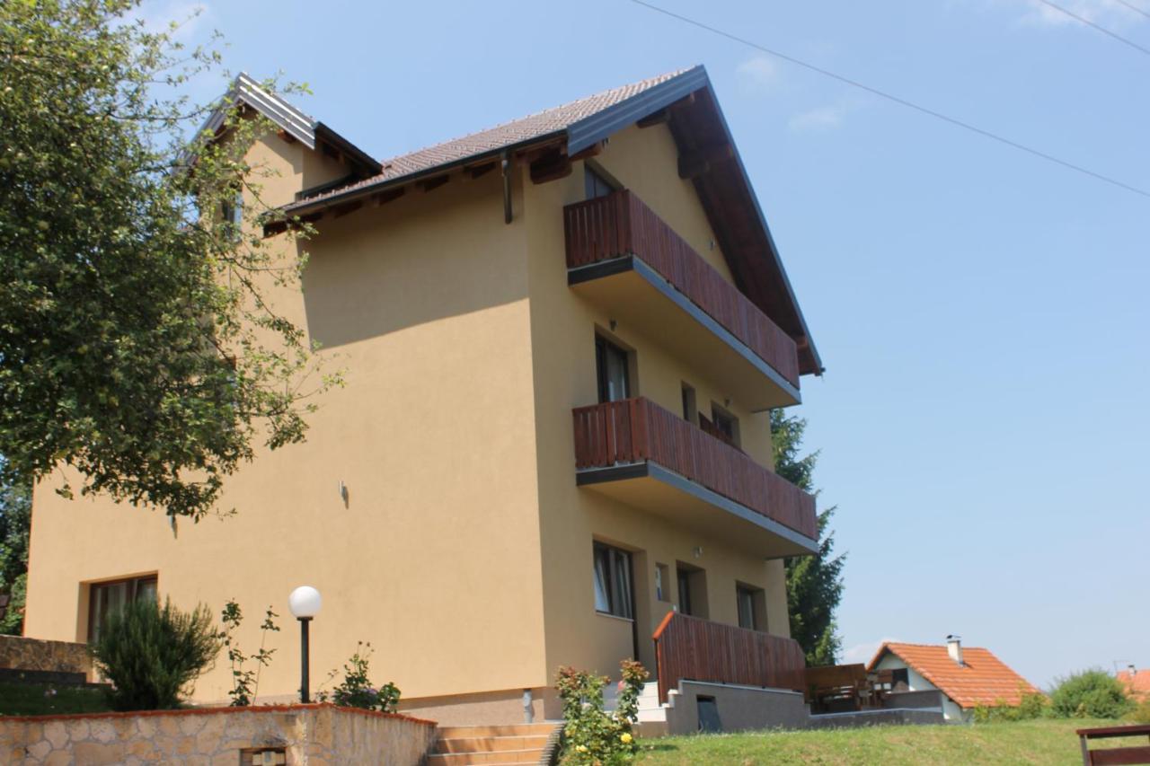 Отель House Stefanac Селиште-Дрежничко Экстерьер фото